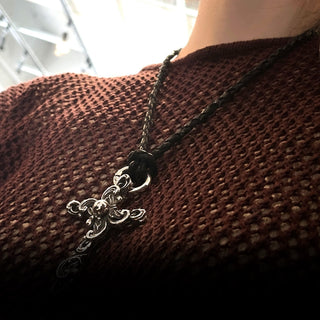 LEATHER CHOKER ONLY