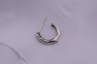 イートミー（Eat Me）Sピアス