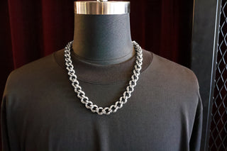 喜平（KIHEI)ブラッドレス【38連】ネックレス
