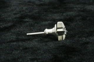ゴシックスターSピアス　CZクリア